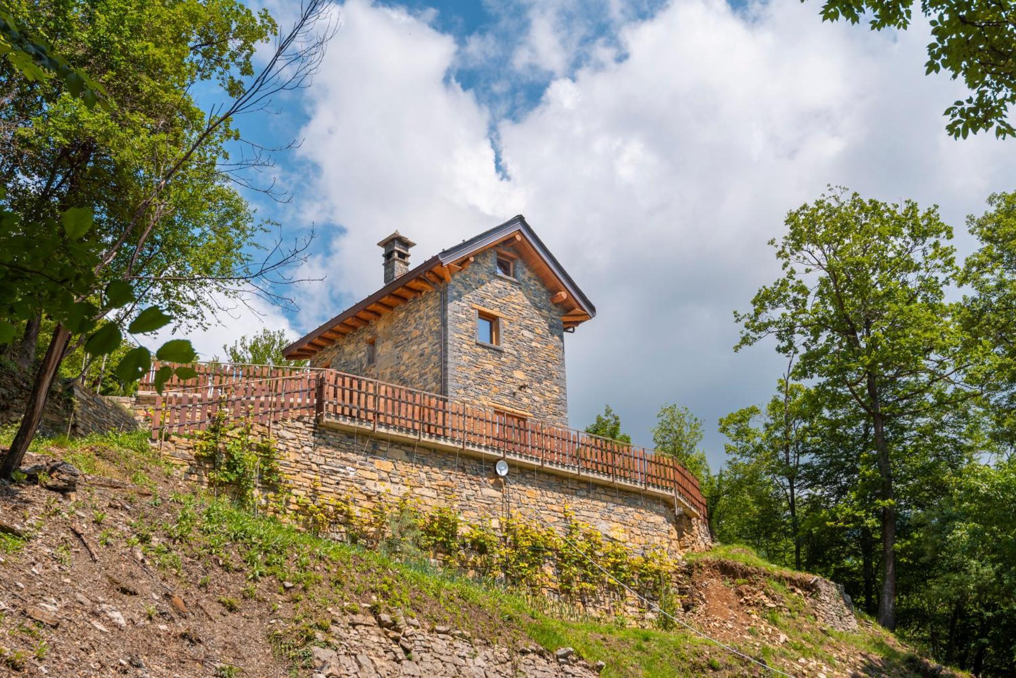 La Torre Del Manghen: Agri-Alloggio Indipendente Rota d'Imagna Exterior foto