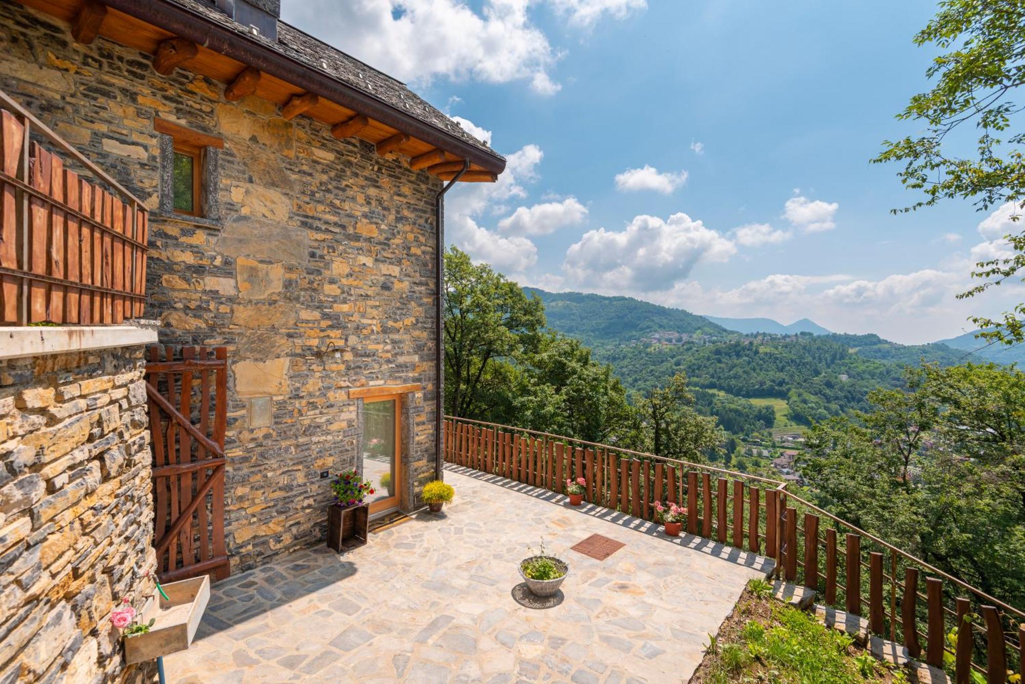 La Torre Del Manghen: Agri-Alloggio Indipendente Rota d'Imagna Exterior foto